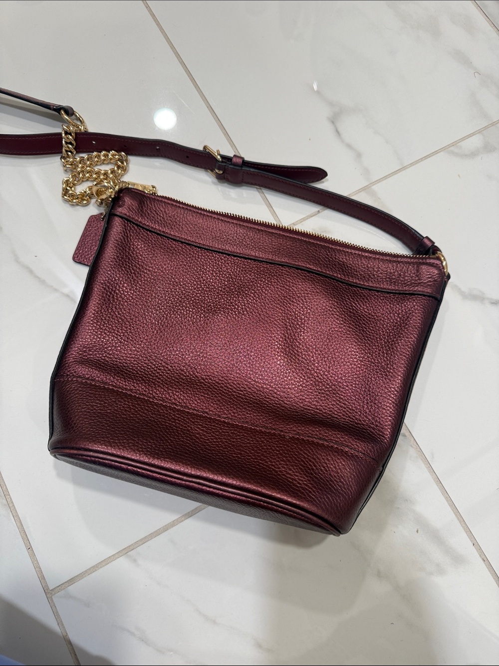 Coach Plum Leather Crossbody with Signature Wallet and Gold Chain - Picture 3 of 7